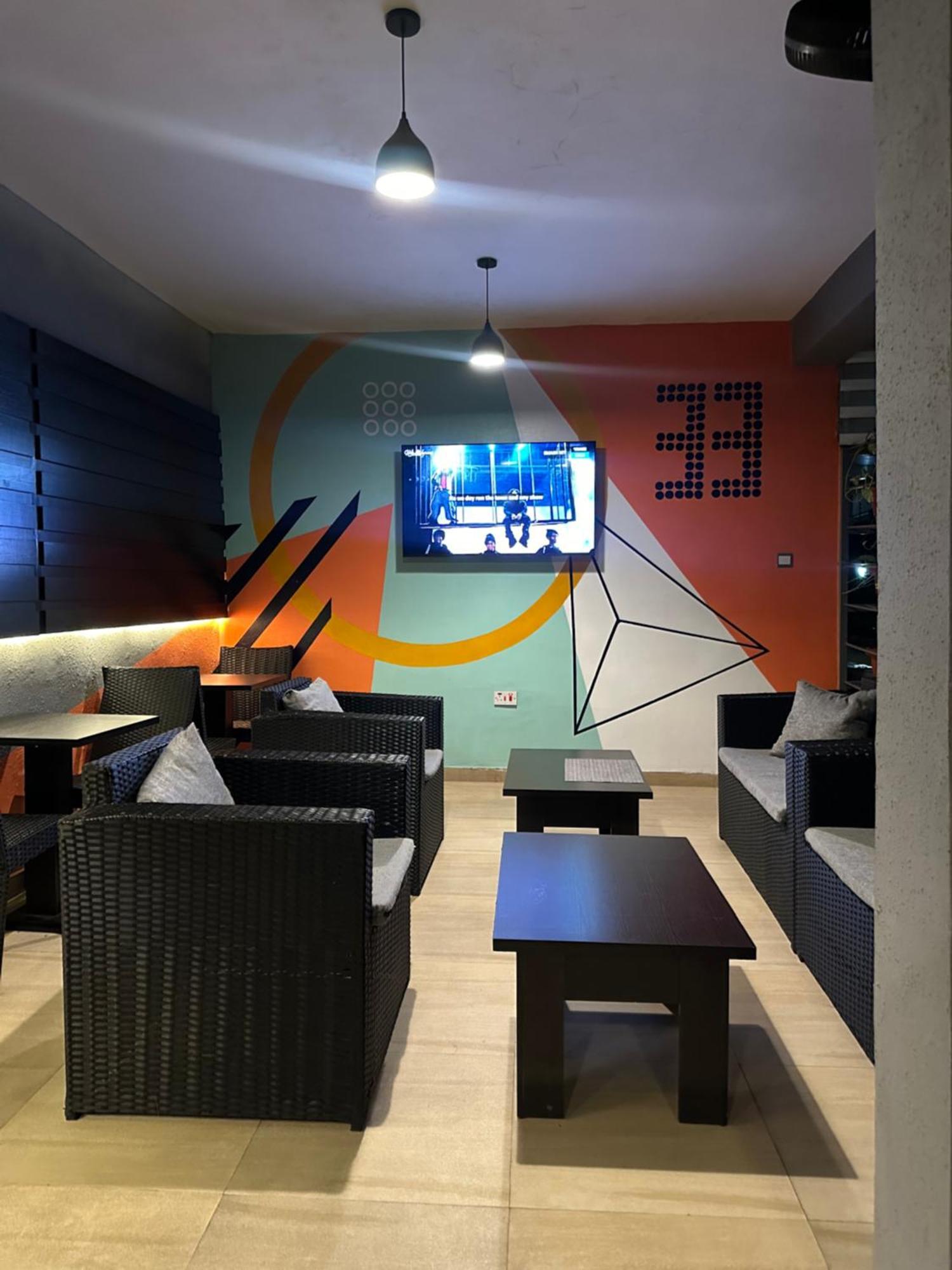 Villa Thirty Three Lagos Bagian luar foto
