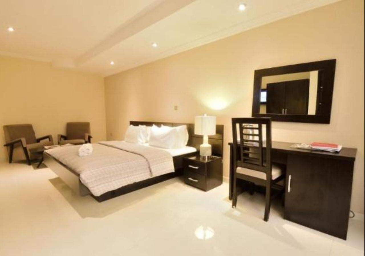 Villa Thirty Three Lagos Bagian luar foto